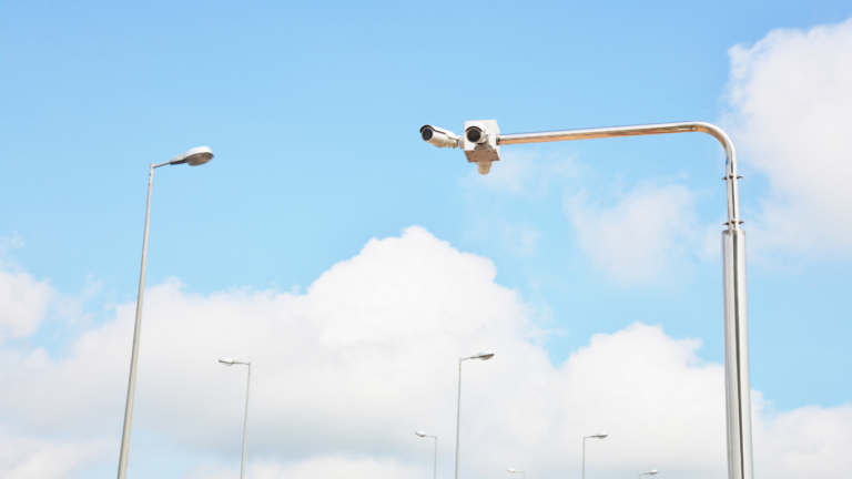 road cameras on lamppost 